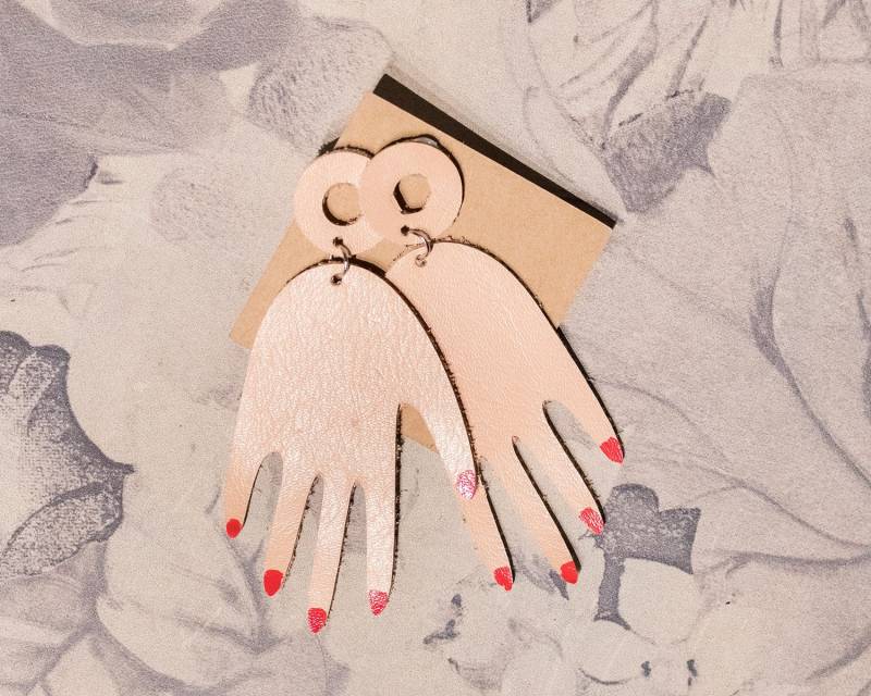 Handgeformte Leder Ohrringe von LuMadeByHand