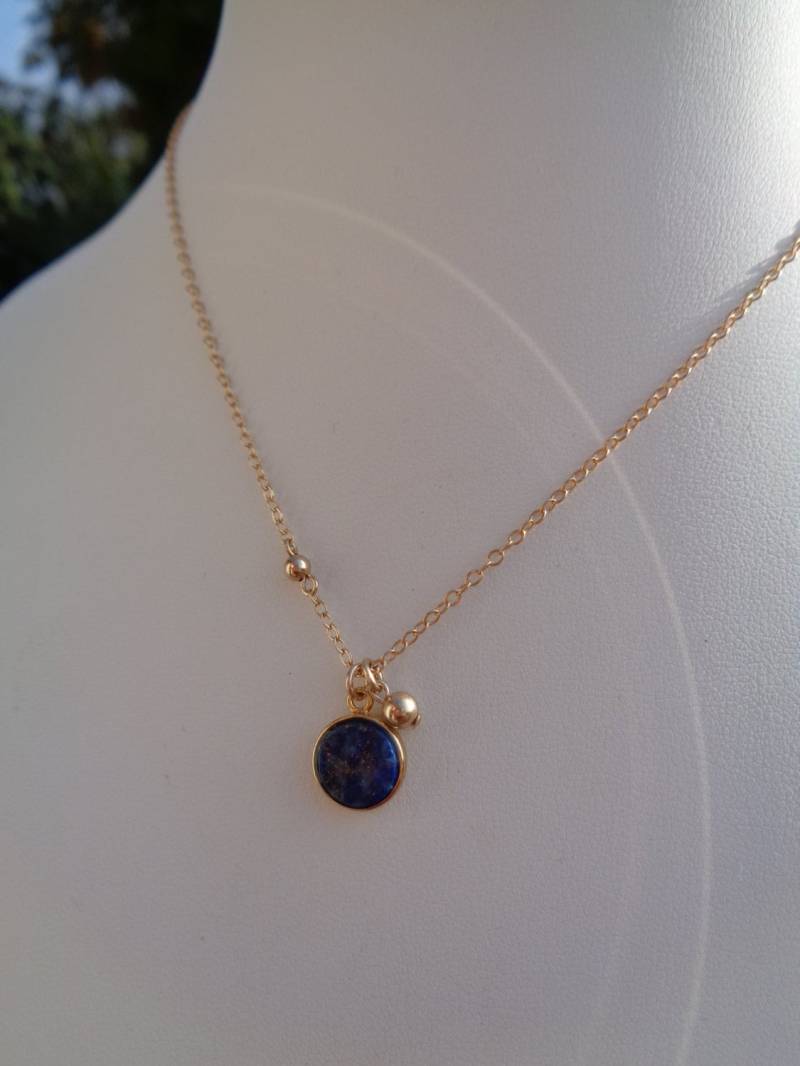 Goldkette Mit Lapislazuli Anhänger, Gold Filled, Kugel, Lu-0256 Goldkette Mit Lapislazuli Anhänger, Gold Filled, Kugel, Lu-0256 von LuNagarie