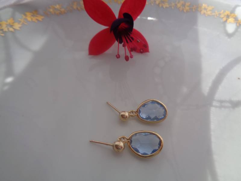 Goldohrringe, Vergoldet Und Goldfilled Mit Kristallglas in Blau, Lu-0112 von LuNagarie