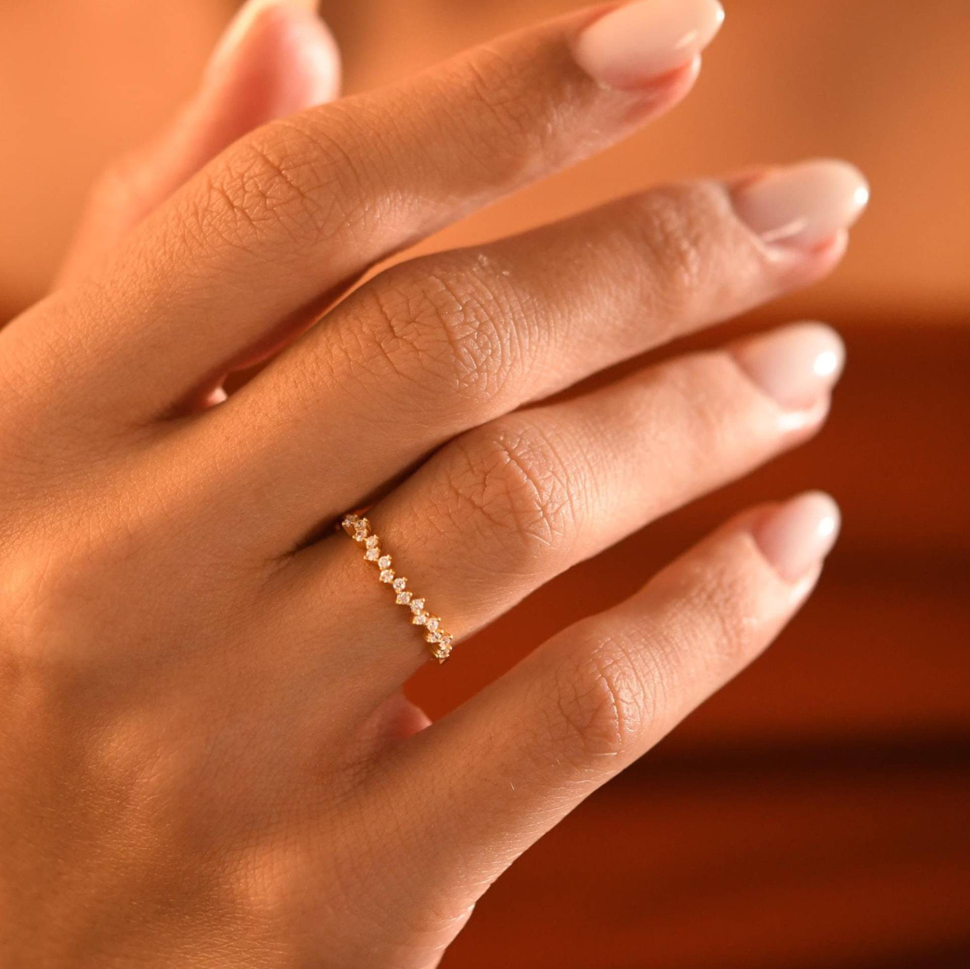 Echter Natürlicher Diamant Halb Eternity Cluster Ring 18K Massivem Gold, Ehering Für Frauen, Band, Stapelbarer Diamantring Echter Natürlicher Diamant Halb Eternity Cluster Ring 18K Massivem Gold, Ehering Für Frauen, Band, Stapelbarer Diamantring von LuanJewelry
