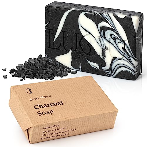 lubiu Schwarze Seife Stück - 100g Aktivkohle Seife ohne Palmöl - Naturseife als Duschseife Männer und Frauen - Auch handseife fest - Black Soap Bar lubiu Schwarze Seife Stück - 100g Aktivkohle Seife ohne Palmöl - Naturseife als Duschseife Männer und Frauen - Auch handseife fest - Black Soap Bar von lubiu