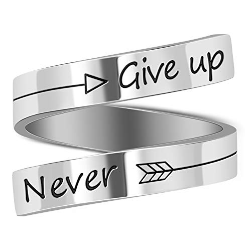 LucBuy Edelstahl Keep Eng Gravierte Inspirierende Geschenke Verstellbare Ringe Schmuck für Männer Frauen Teenager (Never Fxcking Give Up - Silber) von LucBuy