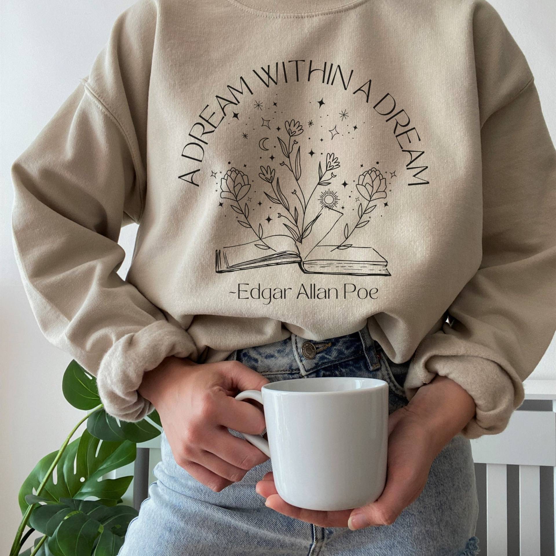 Edgar Allan Poe Reading Sweatshirt Bücher Büchermensch Bibliothekar Dichter Shirt Buchliebhaber Geschenk Wissenschaft Kleidung von LucaBooCo