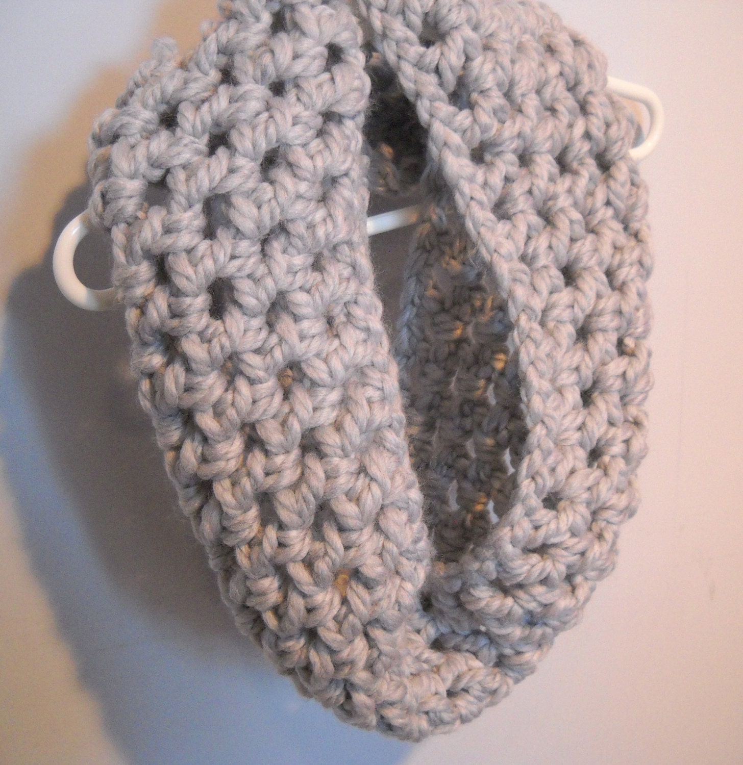 Graue Dicke Chunky Garn Cowl von Lucary