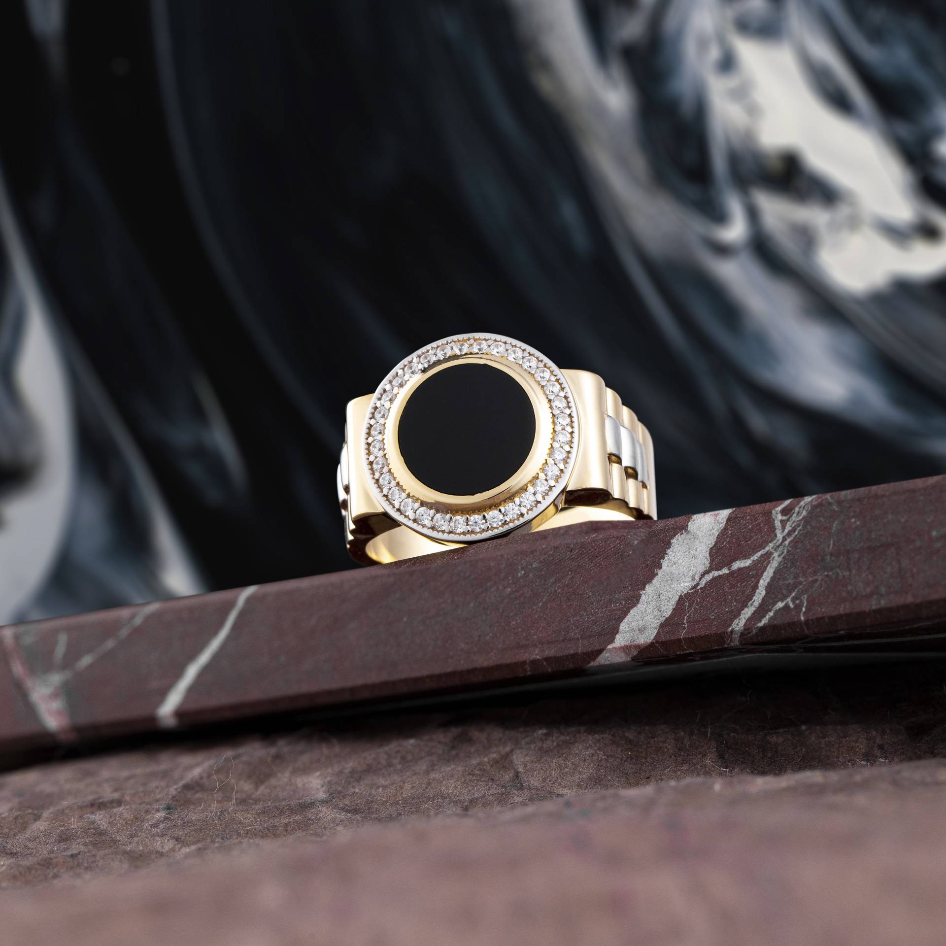 Gold Armband Style Oval Onyx Ring, Zirkon Und Schwarzer Herren Ring in Gold, Ehering, Versprechen Für Ihn, Geschenk Papa von LucastinJewelry