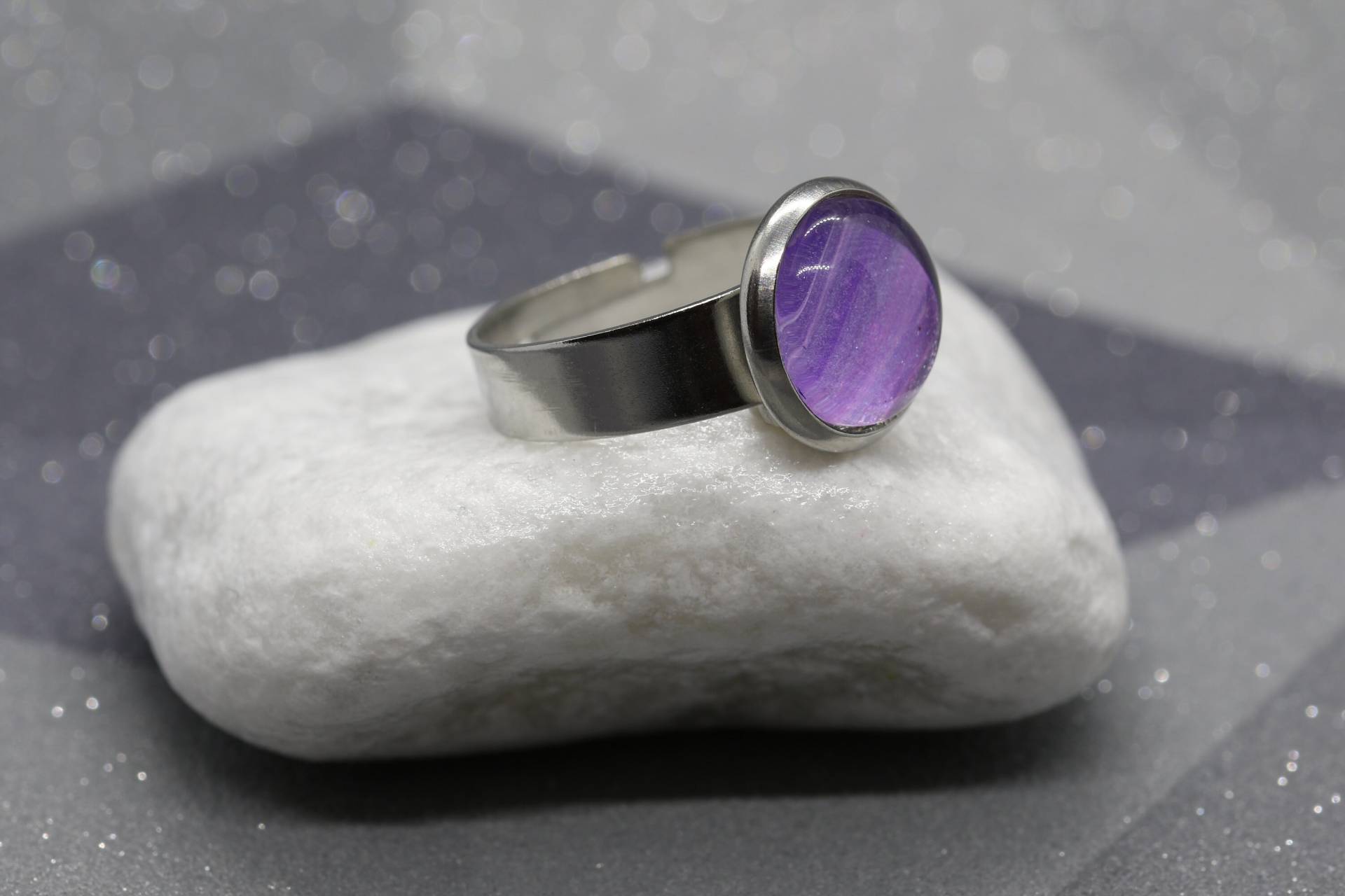 Silberner Ring, Fluid Art, Ø 10 Mm, Edelstahl, Einzelstück Silberner Ring, Fluid Art, Ø 10 Mm, Edelstahl, Einzelstück von LuciDdreamSFluidArt