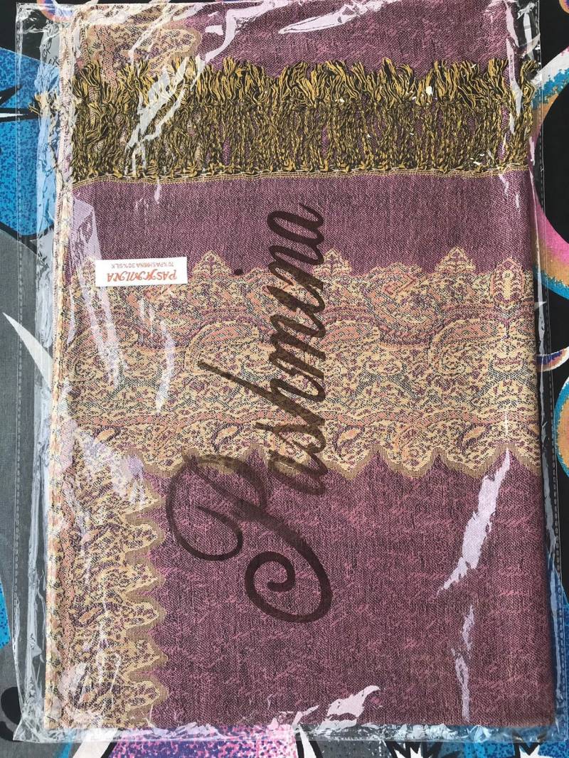 Purple/Grape Pashmina Scarf Mit Gelb-/Seide Und Gewebt Purple/Grape Pashmina Scarf Mit Gelb-/Seide Und Gewebt von LucidWandering