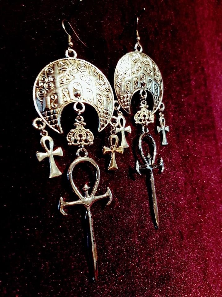 Vampir Ankh Kathedrale Ohrringe - Okkult Goth Gothic Dracula Halbmond Ägypter Hexe Salem Schmuck Geschenk Symbole Kemet von LuciferothicaCrafts