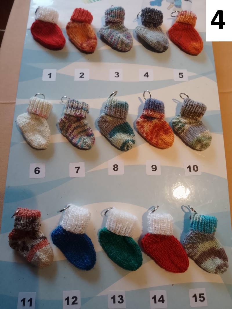 Schlüsselanhänger, Minisöckchen Schlüsselanhänger, Minisöckchen von LucisSockenstuebchen