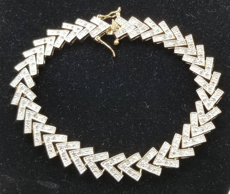 Deko 1, 08 Karat, 18 Karat Weiß Und Gelb Gold Armband Deko 1, 08 Karat, 18 Karat Weiß Und Gelb Gold Armband von LuckeyLovesGems