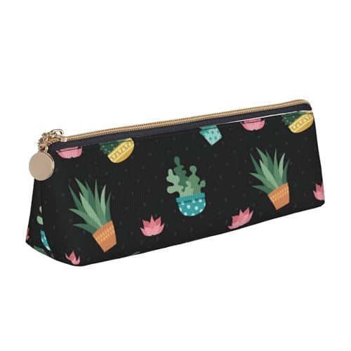 Luckily&Day Personalisierte dreieckige Tasche mit Kaktusmuster, stilvoller Leder-Kosmetik-Organizer, kompakte Reißverschlusstasche, Weiß, One Size, Stilvoll von Luckily&Day