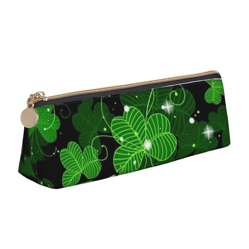 St. Patricks Day Personalisierte dreieckige Tasche, stilvoller Leder-Kosmetik-Organizer, kompakte Reißverschlusstasche, Weiß, One Size, Stilvoll von Luckily&Day