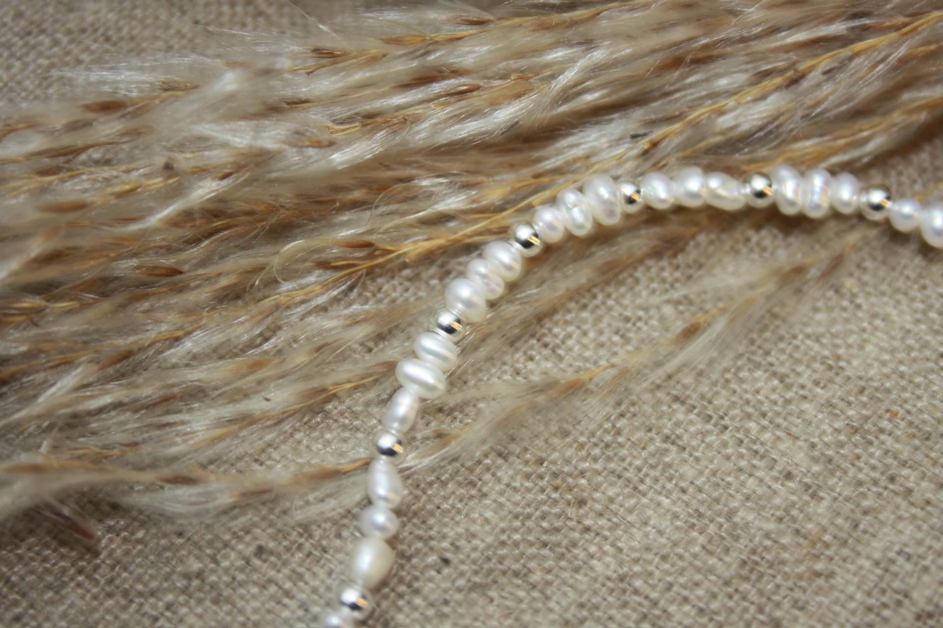 Süßwasserperlen Armband Mit Echten Silberperlen 925 Silber. Armband, Perlenarmband, Glücksarmband, Partnerarmband/ Freundschaftsarmband Süßwasserperlen Armband Mit Echten Silberperlen 925 Silber. Armband, Perlenarmband, Glücksarmband, Partnerarmband/ Freundschaftsarmband von LuckyBeadsDE