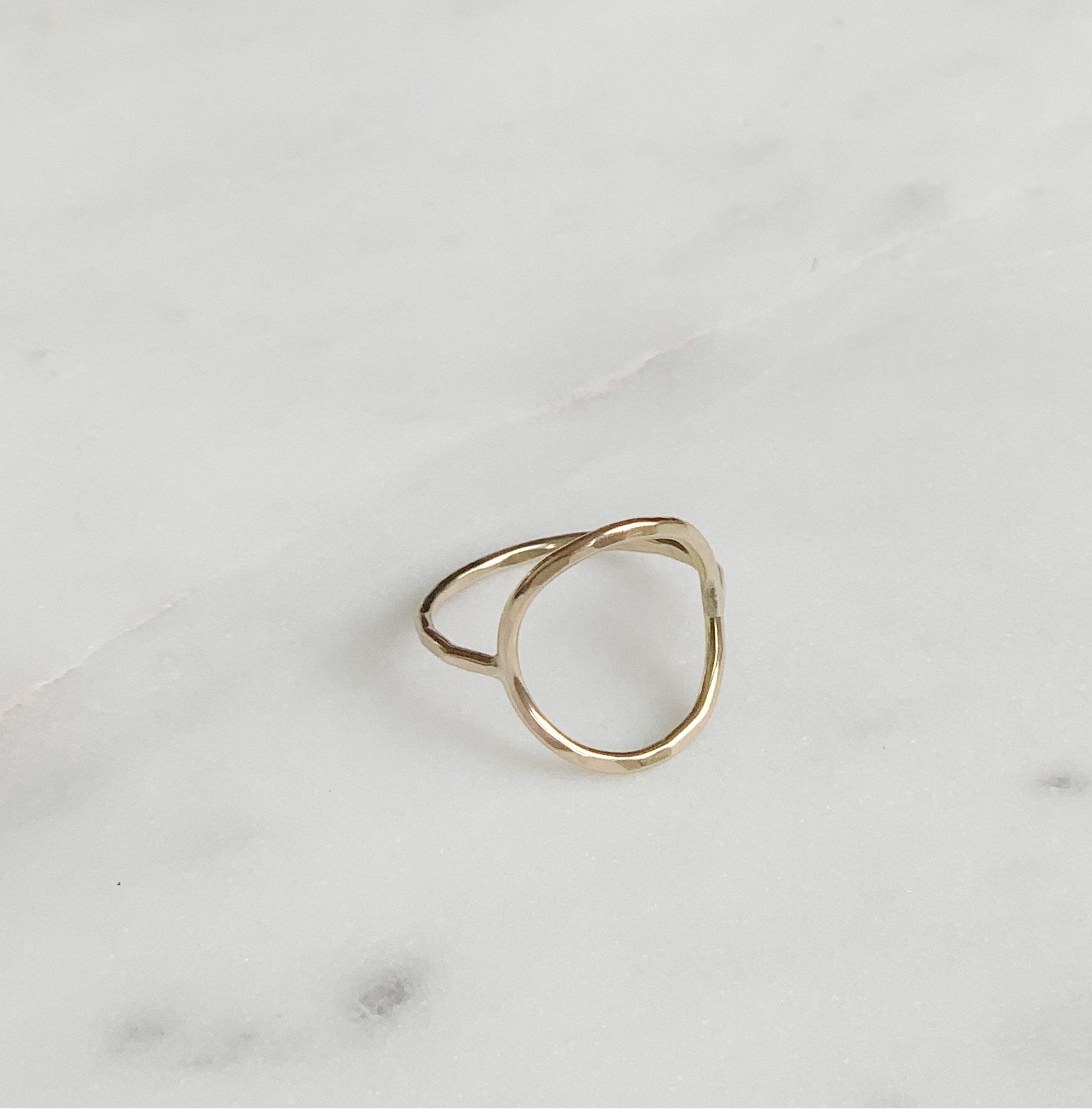 Gehämmert Neumond Ring Gehämmert Neumond Ring von LuckyBeeJewelry