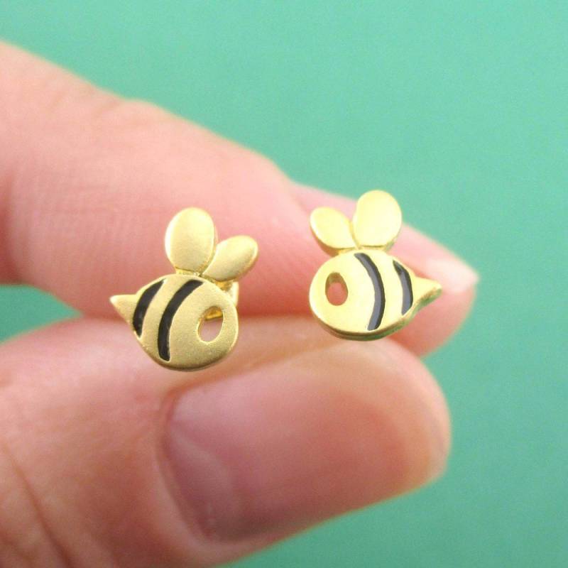 Kleine Hummel Förmige Insekt Bug Themed Ohrstecker in Gold Oder Silber | Handgefertigter Tier Schmuck Für Imker von LuckyMiiJewelry