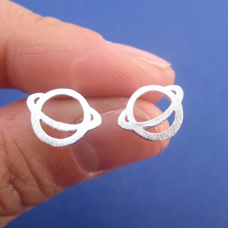 Niedliche Planet Saturn Form Dye Cut Space Themed .925 Sterling Silber Ohrstecker in Rosegold Oder Gold | Gehämmert Und Geschmiedet Schmuck von LuckyMiiJewelry