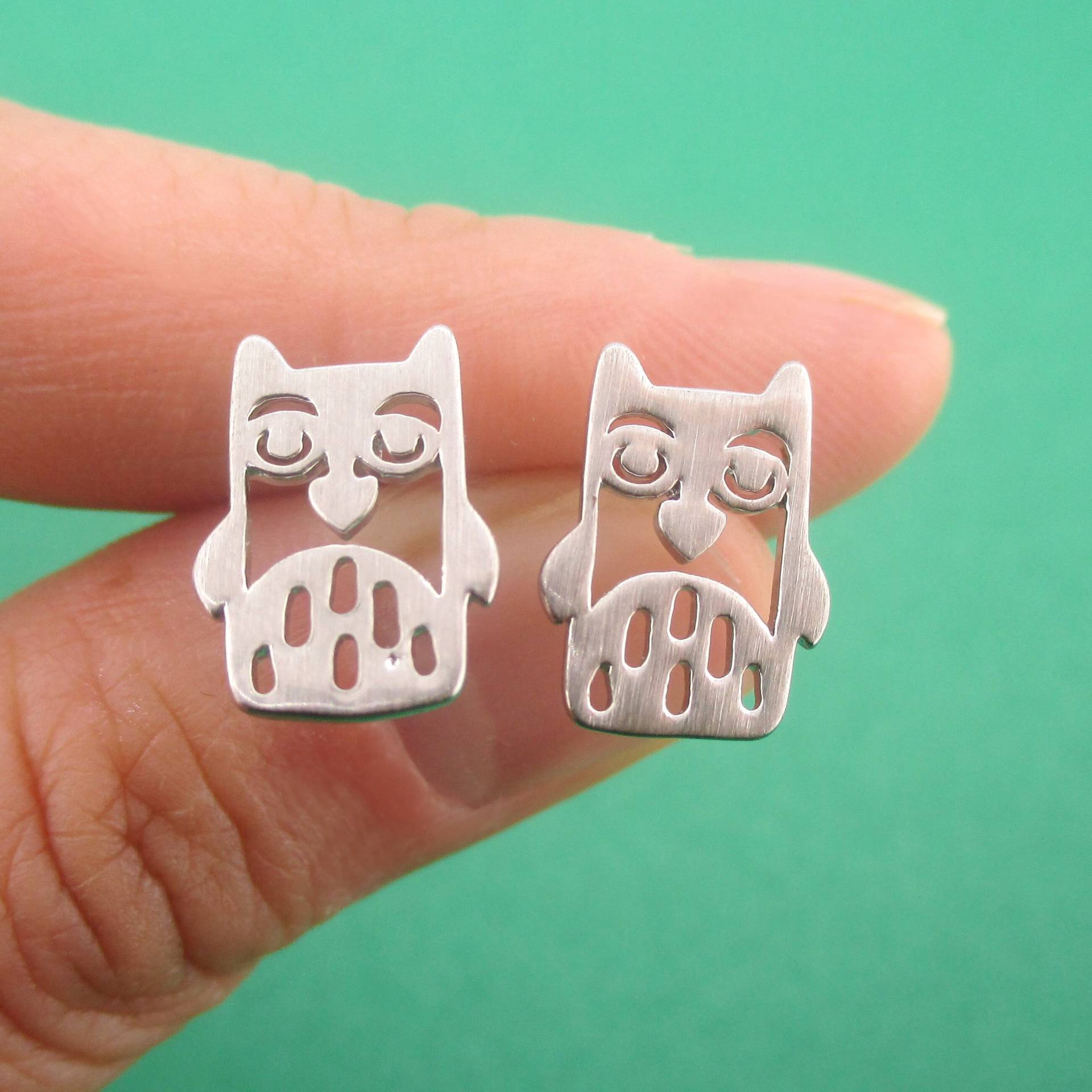 Super Süße Eulen Ohrstecker in Silber | Handmade Minimal Tier Schmuck Für Vogelliebhaber von LuckyMiiJewelry