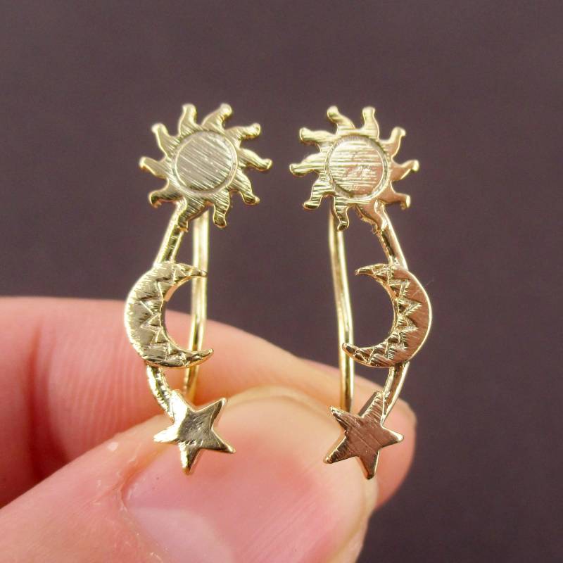 Weltraum-Inspirierte Sonne-Mond - Und Stern-Förmige Tropfen-Haken-Bolzen-Ohrringe in Silber Oder Gold | Minimal Space Themed Handgefertigter Schmuck von LuckyMiiJewelry