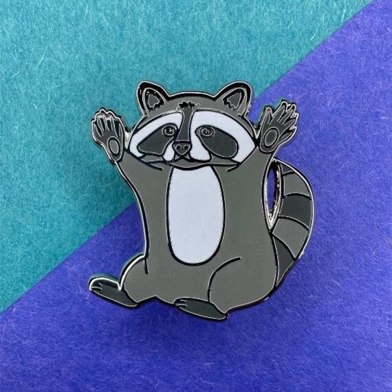 Trashy Racoon Hard Enamel Pin - Cute Trash Panda Enamel Pin, Silver Lapel Animal Pin Trashy Racoon Hard Enamel Pin - Cute Trash Panda Enamel Pin, Silver Lapel Animal Pin von LuckyPeanutCreates
