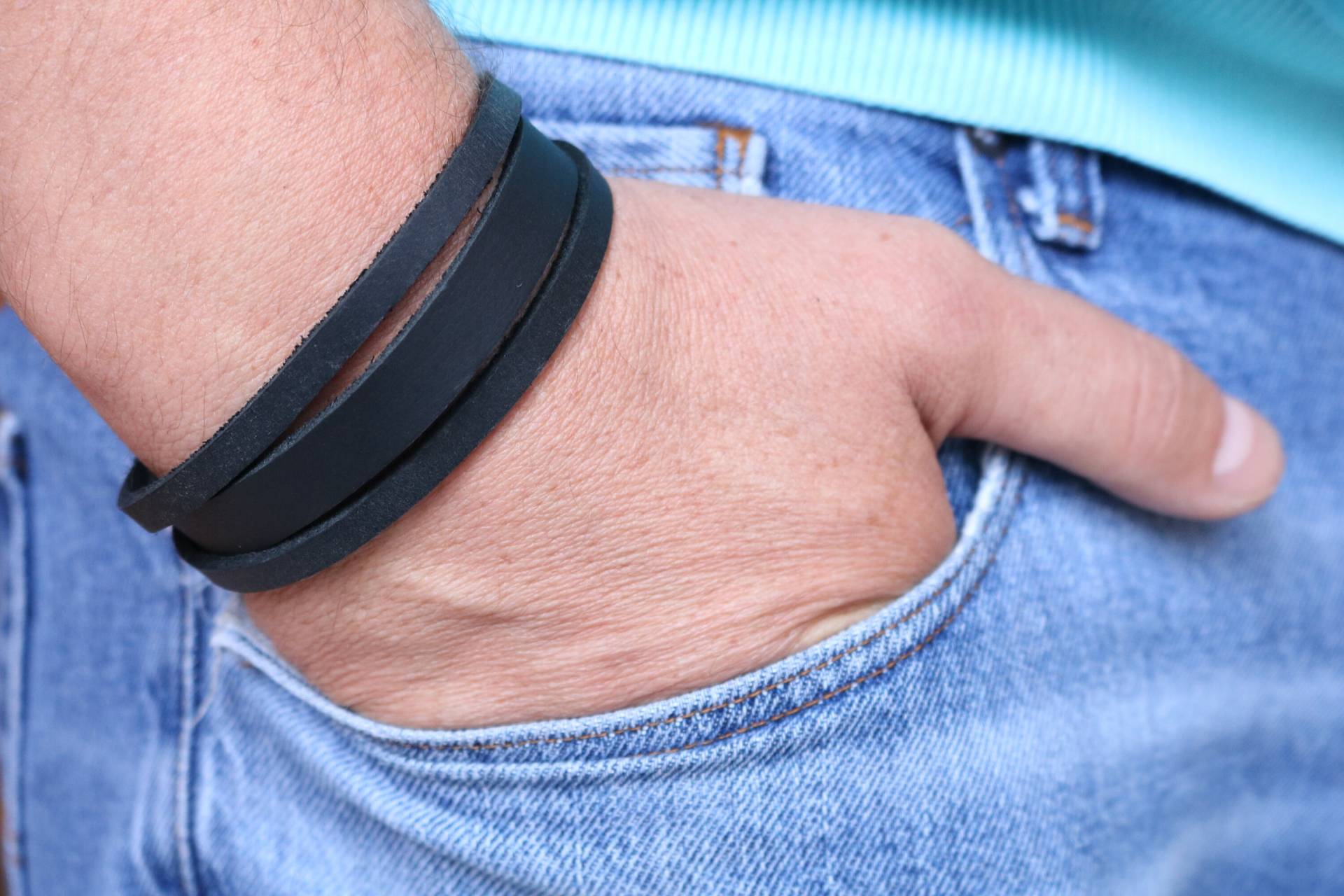 Leder Armband Mit Edestahl Magnet-Verschluss Leder Armband Mit Edestahl Magnet-Verschluss von LuckySchmuck