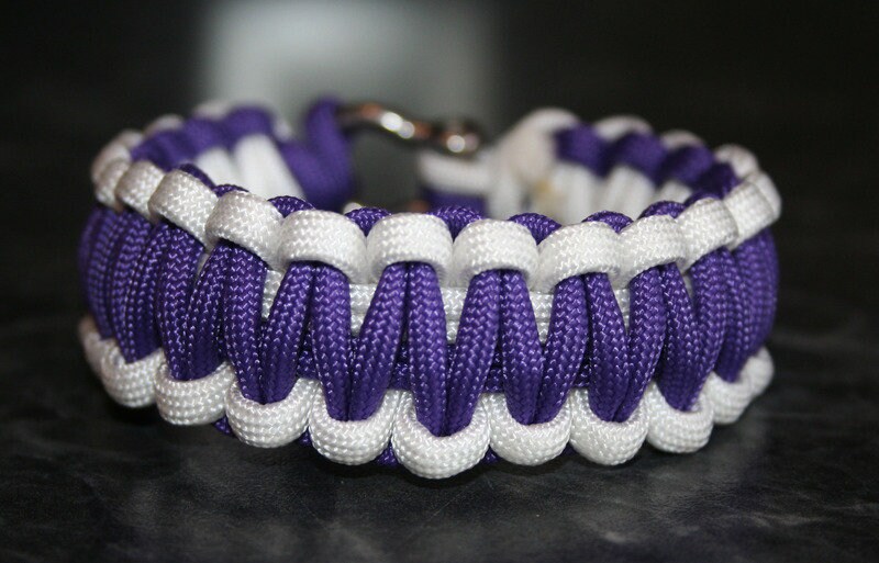 Survival Armband "Wawes" Weiß-Lila Survival Armband "Wawes" Weiß-Lila von LuckySchmuck