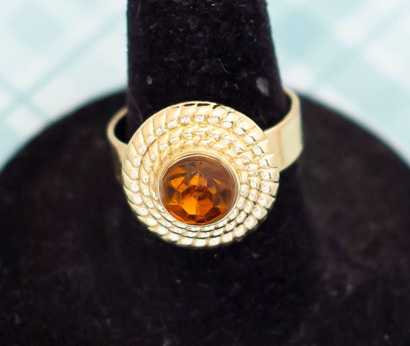 Art Deco Vortex Topas Ring - Größe 8 L4 von LuckyvintagefindsUS