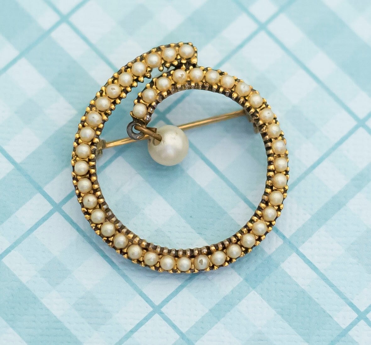 Goldene Millipearl Brosche - L4 von LuckyvintagefindsUS