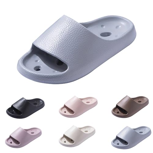 Luckywaqng Badeschuhe Damen Herren Ultraleicht Ausgehöhlte Hausschlappen Leicht Bequem Badelatschen Hausschuhe Indoor/Outdoor Rutschfest Badeschlappen Super Weich Schnelltrocknende Strandschuhe Luckywaqng Badeschuhe Damen Herren Ultraleicht Ausgehöhlte Hausschlappen Leicht Bequem Badelatschen Hausschuhe Indoor/Outdoor Rutschfest Badeschlappen Super Weich Schnelltrocknende Strandschuhe von Luckywaqng
