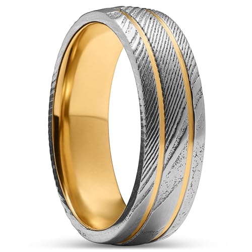 Lucleon by Trendhim Ring Herren | Fortis Ring 7 mm aus doppelt gerilltem Damaststahl & Titan | Dänisches Design | Eleganter Männerschmuck für Alltag & Anlass | Silbergrau & Goldfarben von Lucleon