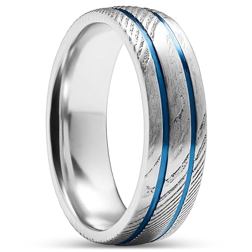 Lucleon by Trendhim Ring Herren | Fortis Ring 7 mm aus doppelt gerilltem Damaststahl & Titan | Dänisches Design | Eleganter Männerschmuck für Alltag & Anlass | Stahlfarben & Blaufarben Lucleon by Trendhim Ring Herren | Fortis Ring 7 mm aus doppelt gerilltem Damaststahl & Titan | Dänisches Design | Eleganter Männerschmuck für Alltag & Anlass | Stahlfarben & Blaufarben von Lucleon