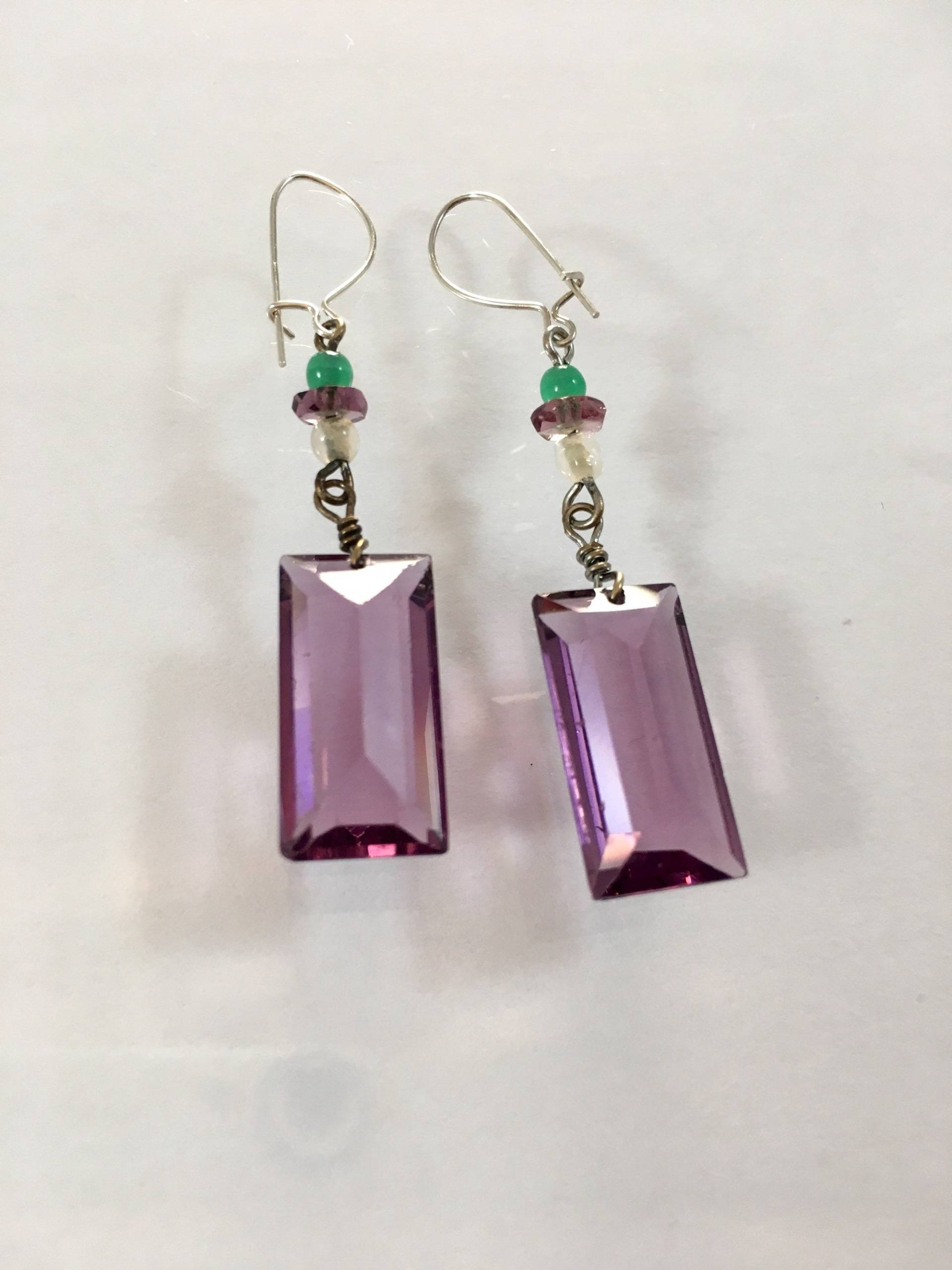 Vintage Art Deco Glasohrringe Amethyst Sterlingsilber Vintage Art Deco Glasohrringe Amethyst Sterlingsilber von LucyIsaacsJewelry