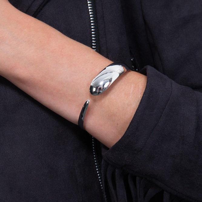 Flacher Tropfen Armreif, Luxus Verstellbarer Gravierbar Silber Designer Schmuck, Armreif Geschenke, Massiver von LucyQuartermaineltd