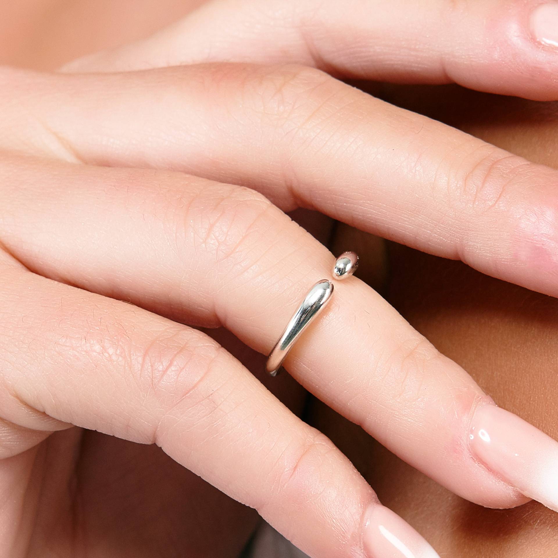 Offener Midi-Ring, Silber-Midi-Ring, Oberer Fingerring, Kleiner Pinkie-Ring, Verstellbarer Ring, Kinderring, Einfacher Mädchenring von LucyQuartermaineltd