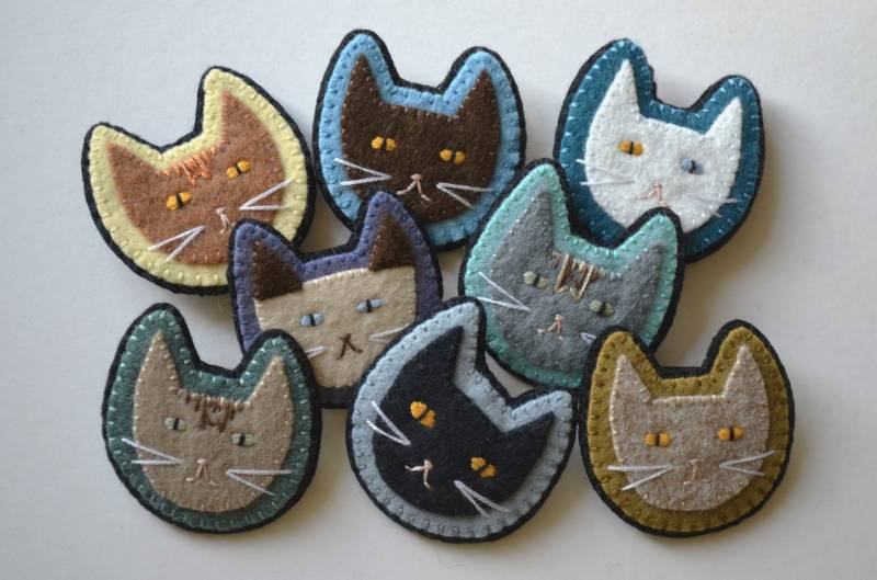 Süße Katzen Portrait Broschen - Handgemachte Filz Brosche | 2"x2"/5cmx5cm von LucyRoseDesignUK