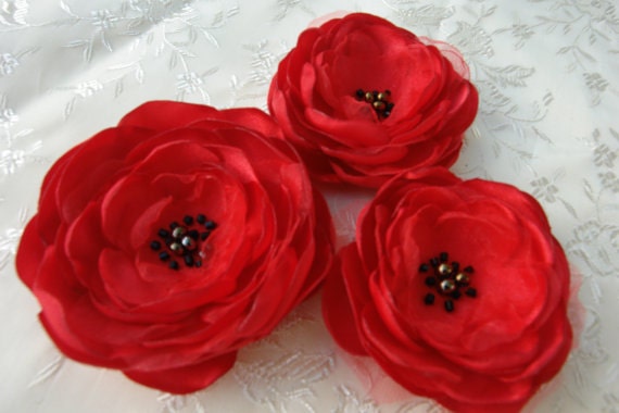 Mohnblumen Kopfschmuck - Rote Braut Haarspange Blumenbrosche Schärpe Accessoires Brosche 3 Stück Set Mohnblüte von LudasPreciousDesigns
