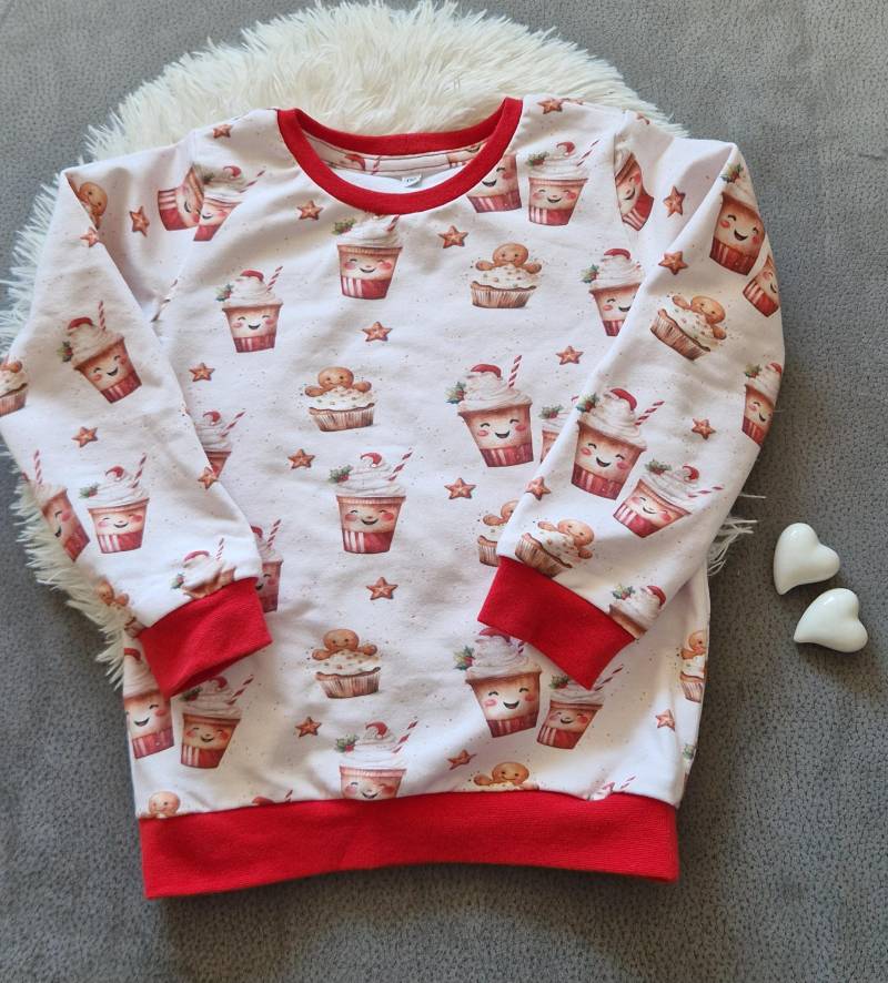 Mädchenpullover, Sweater in Größe 110, Motiv Süße Weihnachtsmotive, Rot, Aus Weichem French Terry, Unisex, Bündchen Versandfertig von LudmillasShop
