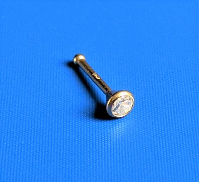 Nasenstecker Piercing Echt Gold 750 Zirkonia Kristall Eingefasst Weiß Nasenpiercing Nase Universal Unisex Qualität Made in Germany von LuederitzDesign