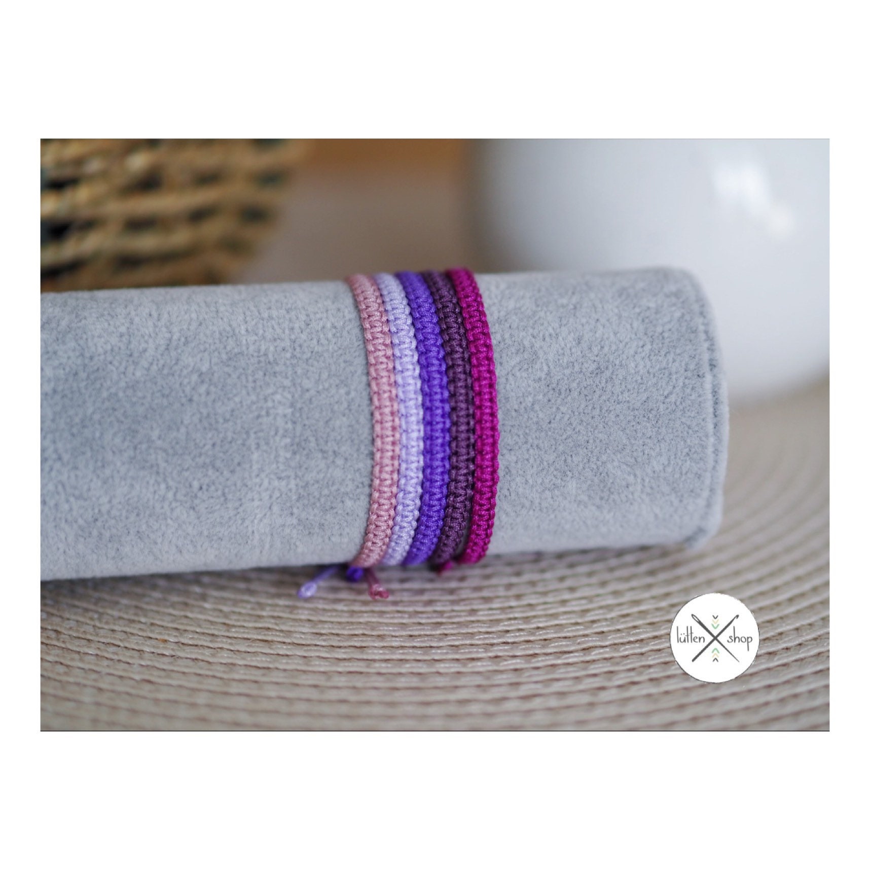 Armband Makramee Versch. Farben Geflochten Freundschaftsarmband Armband Makramee Versch. Farben Geflochten Freundschaftsarmband von LuettenShopDE