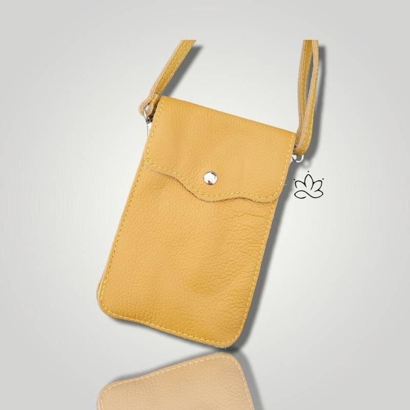 Echtleder Handytasche "Pety" in Senfgelb von LuettisDekoStudio