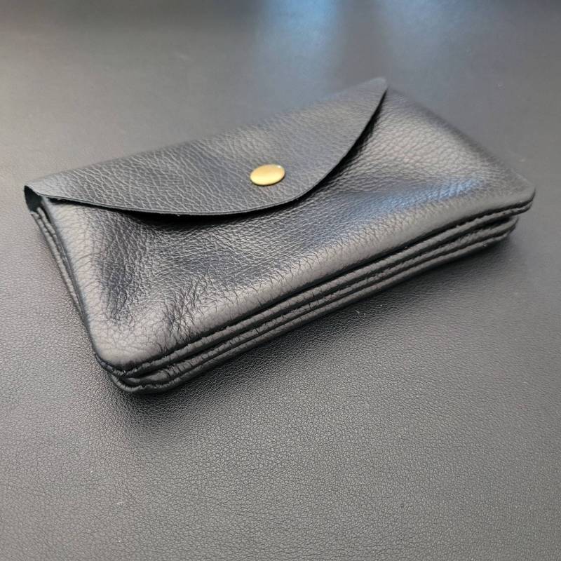 Große Echtleder Geldbörse/Hosentaschenportemonnaie "Yasmin" in Schwarz von LuettisDekoStudio