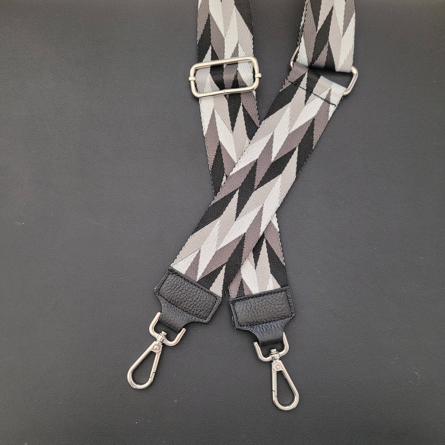 Taschengurt/Gurtband Taschenriemen "Frida" in Schwarz-Grau-Weiß-Silber von LuettisDekoStudio