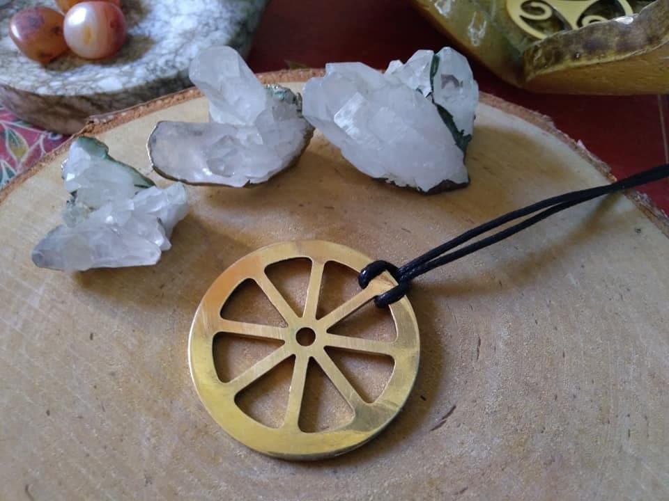Taranis Rad Anhänger Aus Messing Taranis Rad Anhänger Aus Messing von LughAislingCelticArt