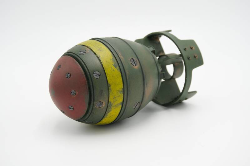 Fallout Mini Nuke - Aufbewahrungsbox von LuichiProps