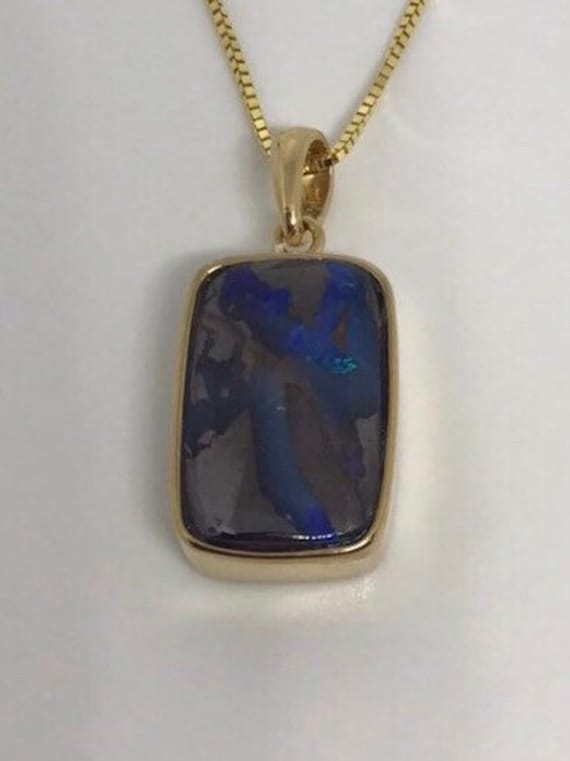 14K Gelbgold Boulder Opal Anhänger von LuisApenJewelry