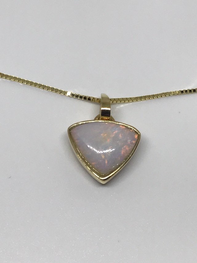 14K.y. Gold Opal Anhänger von LuisApenJewelry