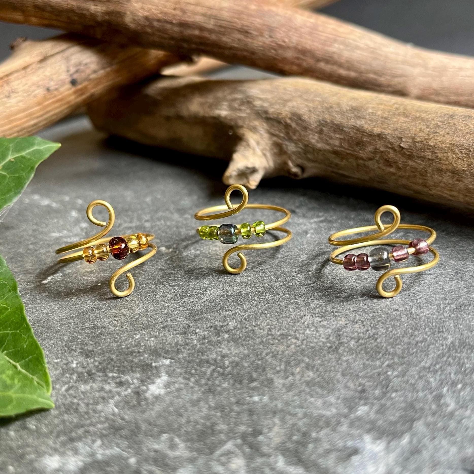 Anxiety-Ring Messing Mit Bunten Glasperlen - Fidget Ring Unisex Sorgenring Geschenk Für Freundin Schmuckring Handgemacht von Luisaskunstatelier