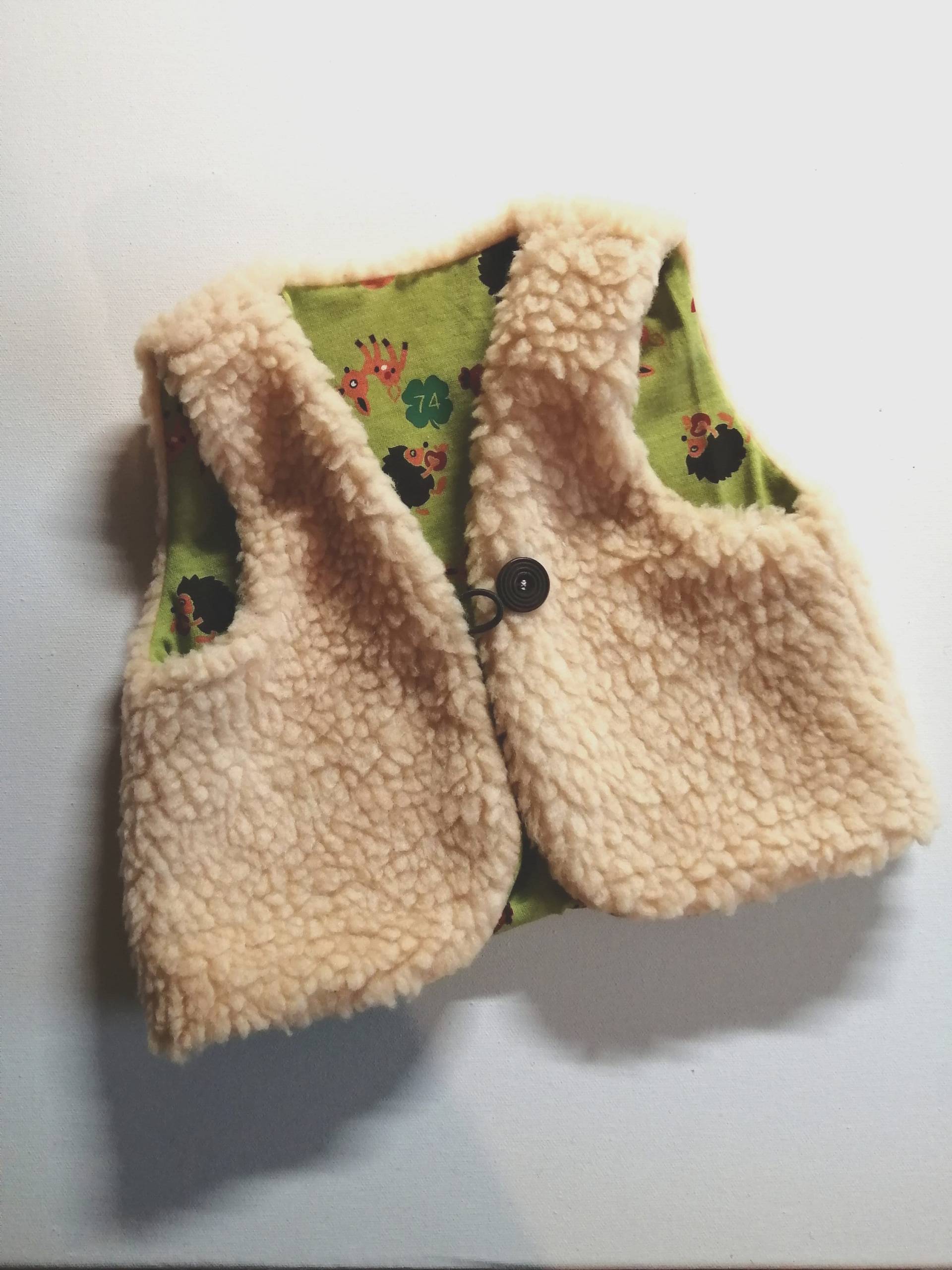 Weste Aus Teddystoff, Größe 68, 74, 80, 86, 92, 98 Weste Aus Teddystoff, Größe 68, 74, 80, 86, 92, 98 von LuisasshopDE