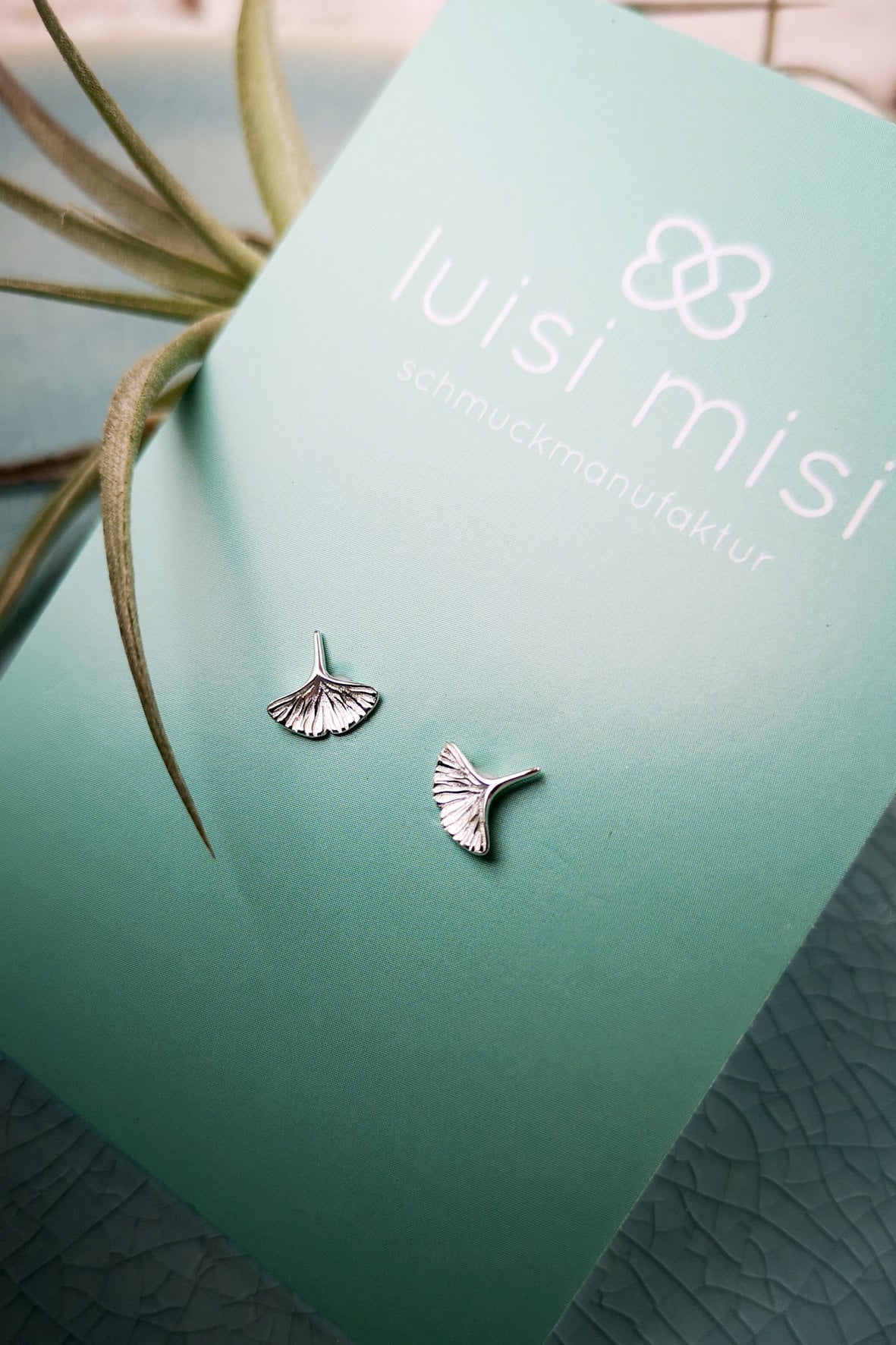 Mini Gingko 925 Sterling Silber, Gold, Roségold, Mini Ohrstecker Rhodiniert, Boho Ohrringe, Naturschmuck, Silber Ginko, Goethe, Hippie, Natur Mini Gingko 925 Sterling Silber, Gold, Roségold, Mini Ohrstecker Rhodiniert, Boho Ohrringe, Naturschmuck, Silber Ginko, Goethe, Hippie, Natur von LuisiMisi