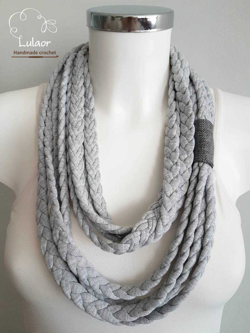T-Shirt Schal, Halskette, Graue Grauer Geflochtener Stoff Halskette von Lulaor