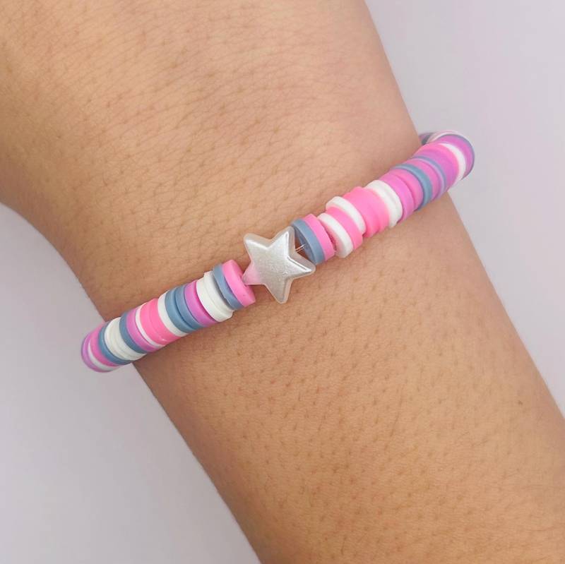 Blau, Rosa, Lila Und Weißes Tonperlenarmband Blau, Rosa, Lila Und Weißes Tonperlenarmband von Lulicorn